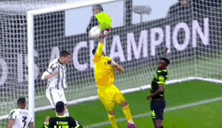 1681428406140090851.gif 尤文图斯.gif